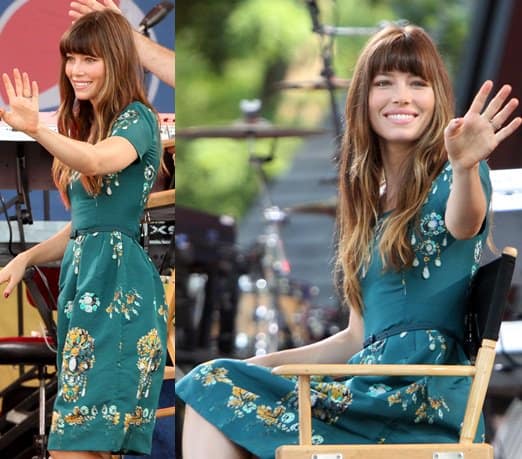 Jessica Biel made a stunning appearance on 'Good Morning America' in Central Park, New York City, donning an Oscar de la Renta Fall 2012 bijoux print silk faille dress to promote her new movie 'Total Recall'