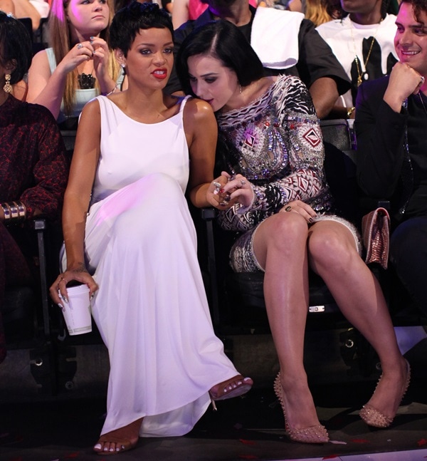 Rihanna and Katy Perry at the 2012 MTV Video Music Awards