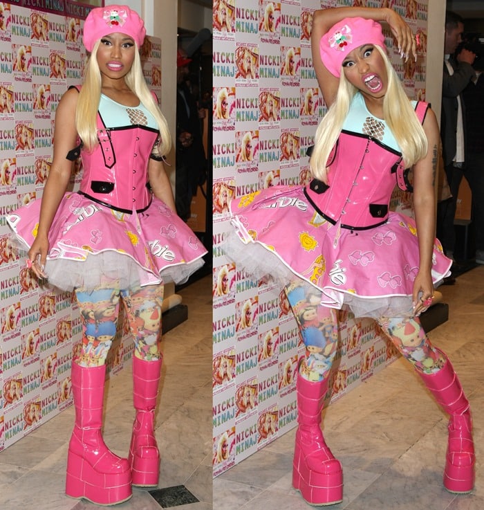 Nicki Minaj drssed up like a crazy Barbie doll