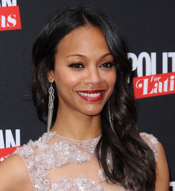 Zoe Saldana poses at the Cosmopolitan for Latinas premiere