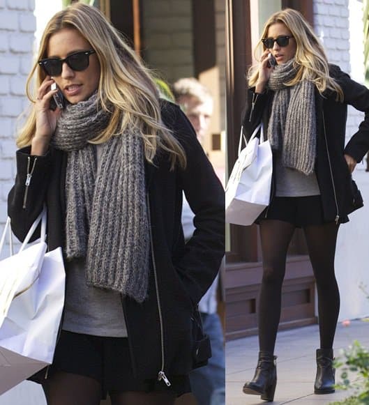 Renee Bargh radiates elegance while shopping at The Grove, Los Angeles - December 20, 2012