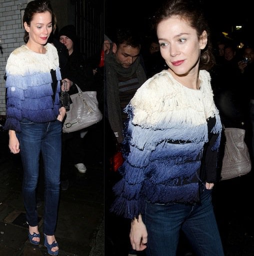 Anna Friel styled her blue jeans with a white and blue ombre fringe jacket by Topshop