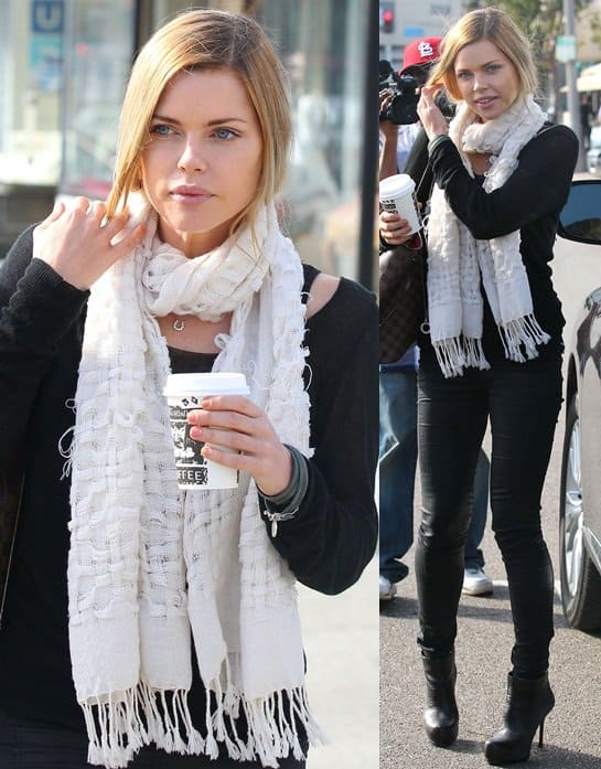 Sophie Monk elevates her casual coffee run look with a chic open weave scarf in West Hollywood, January 29, 2013