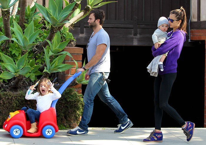 Alessandra Ambrosio, her fiancé Jamie Mazur, and their two children, Anja Louise and Noah Phoenix, take a family walk