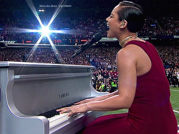 Alicia Keys performed her version of the national anthem just minutes before the kick-off of Super Bowl XLVII