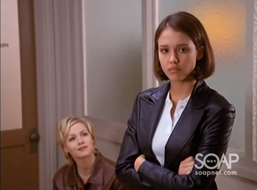 Jessica Alba portrayed pregnant teenager Leanne in two episodes of Beverly Hills, 90210