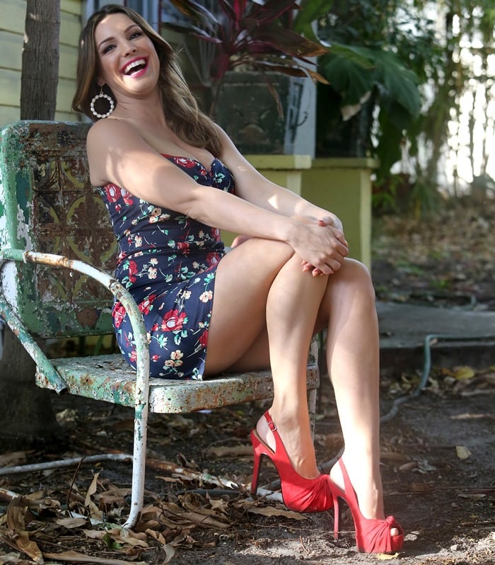 Kelly Brook wearing red heels as she shoots a commercial in Miami on February 1, 2013