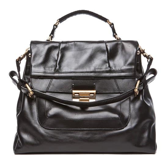 The timeless elegance of the Nina Ricci Liane satchel in classic black