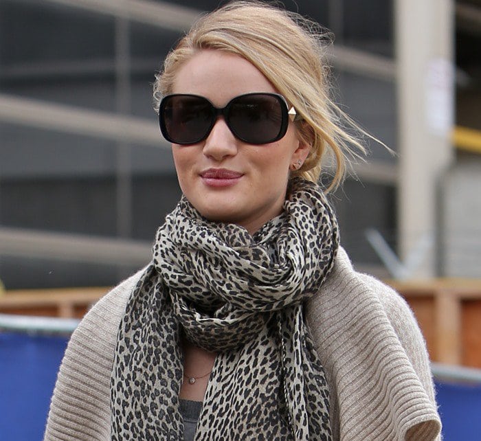Rosie Huntington-Whiteley arriving at the LAX airport from London on February 19, 2013