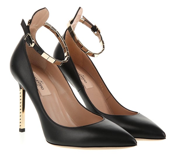 Miranda Kerr Picks Valentino Shoes for David Jones Fashion Show