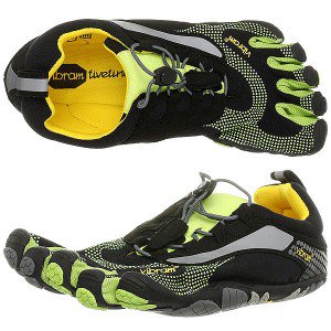 toe hugging shoes