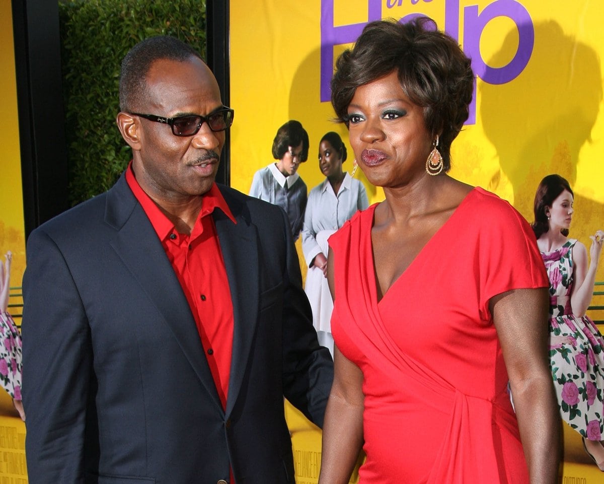 Viola Davis and her husband Julius Tennon arrive at "The Help" World Premiere