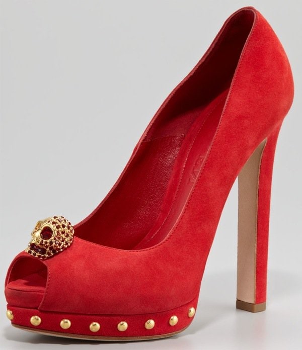 Alexander McQueen Two-Faced Skull Platform Pump in Red