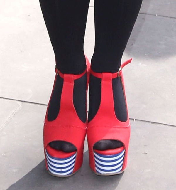 Dani Harmer rocks Jeffrey Campbell 'Foxy' platform sandals