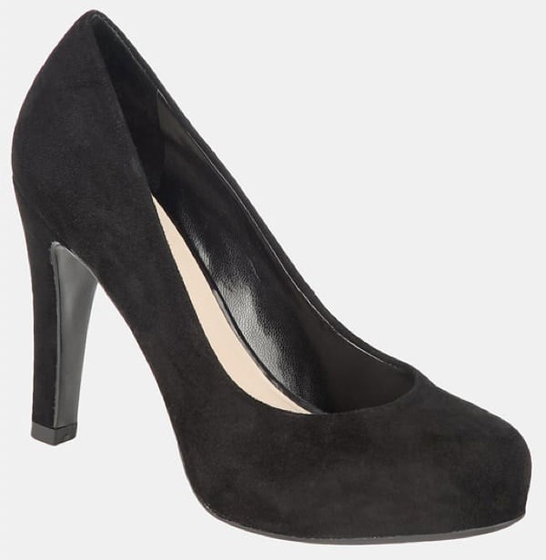 A chic and sophisticated pump is classically styled with a lightly-rounded toe and a contrasting heel