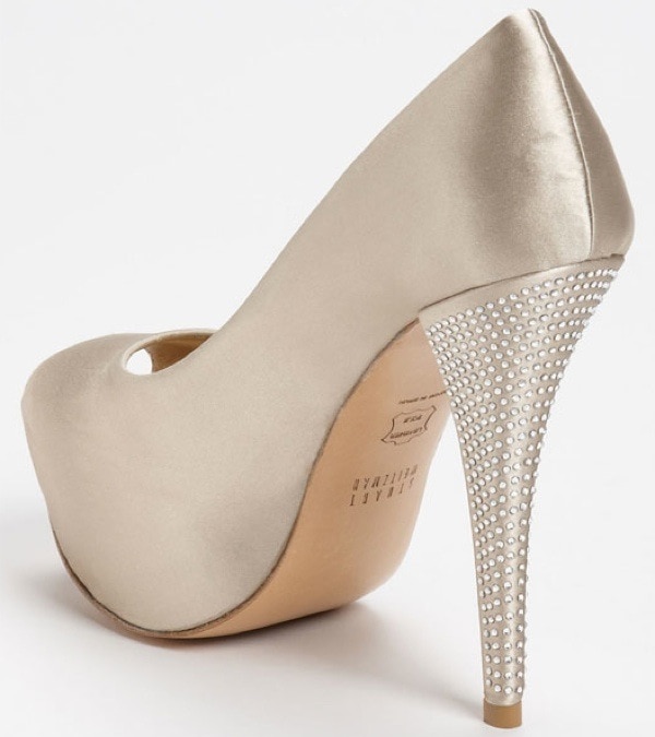 Stuart Weitzman "Gloso" Pumps