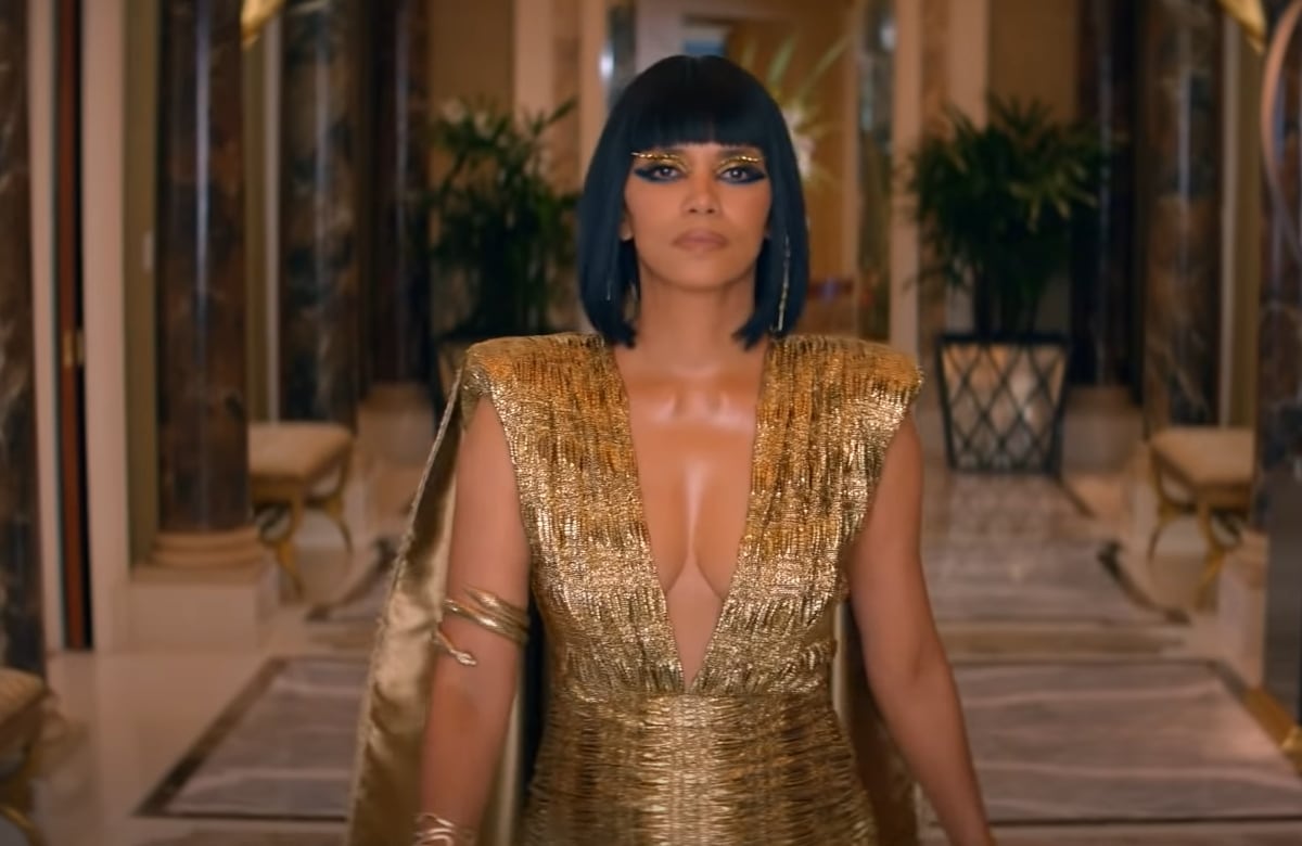 Halle Berry as Cleopatra in the Caesars Sportsbook's NFL Super Bowl commercial