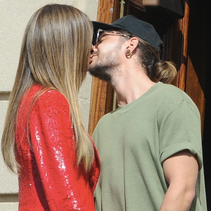 Heidi Klum her boyfriend Tom Kaulitz couldn't stop kissing in Pasadena, California