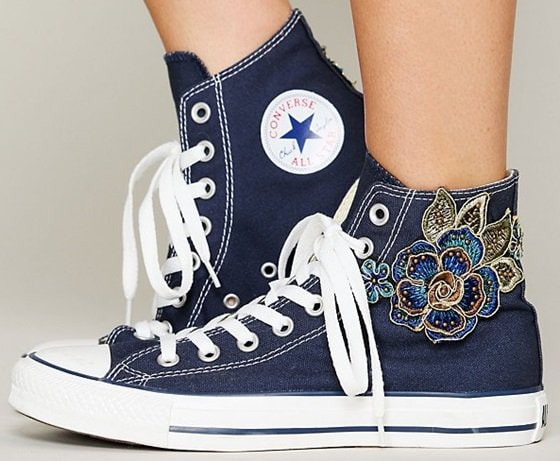 Converse Lunar Rose Chucks