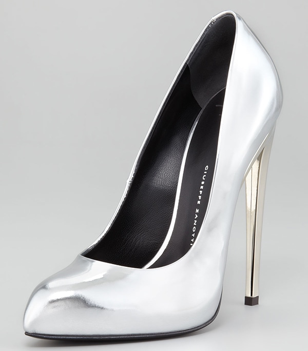 Giuseppe Zanotti Mirror Patent Leather Pumps in Silver