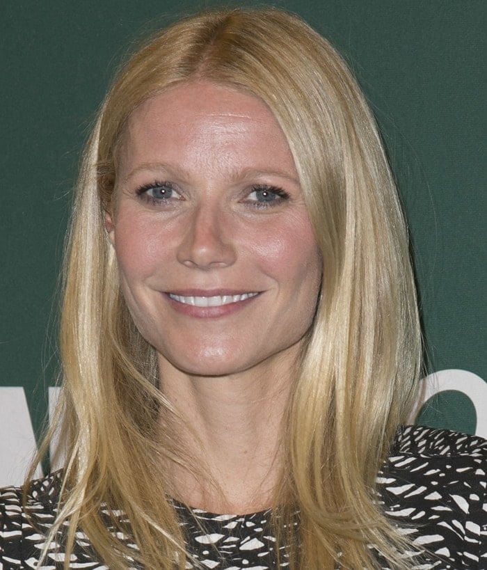 Gwyneth Paltrow's Sexy Toes in Emma Open Toe Booties for Book Signing