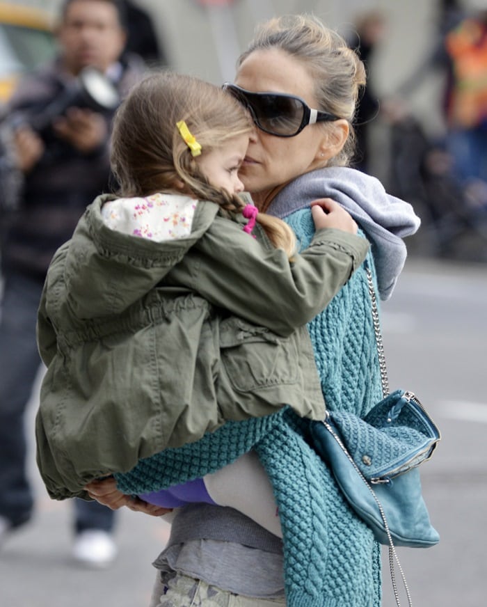 Sarah Jessica Parker taking her twins to school, April 15, 2013