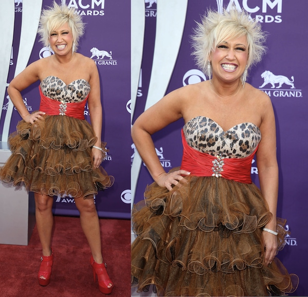 Tobi Lee went for bold and bright at the 2013 Academy of Country Music Awards