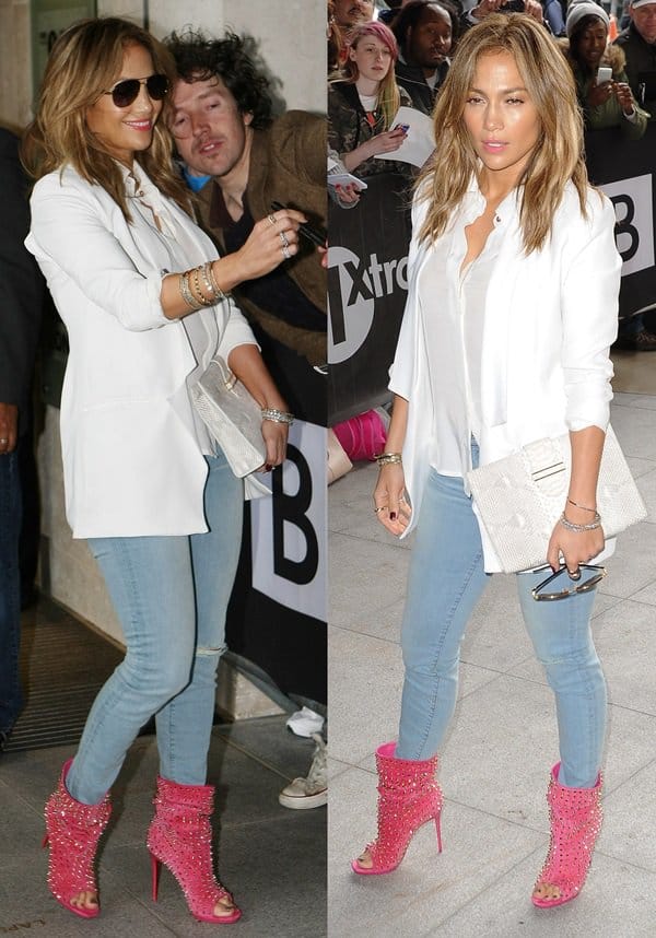 Jennifer Lopez in another pair of single-rip J Brand 811 jeans