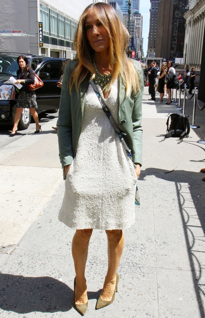 Sarah Jessica Parker dazzled in a L’Agence dress, Manolo Blahnik shoes, and an Elisabeth Weinstock bag at the 2013 AOL Digital Content NewFront in New York City