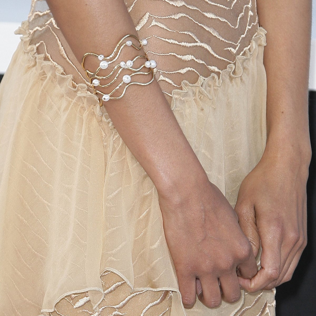 Zoe Saldaña's multi strand pearl bracelet from designer Aurelie Bidermann