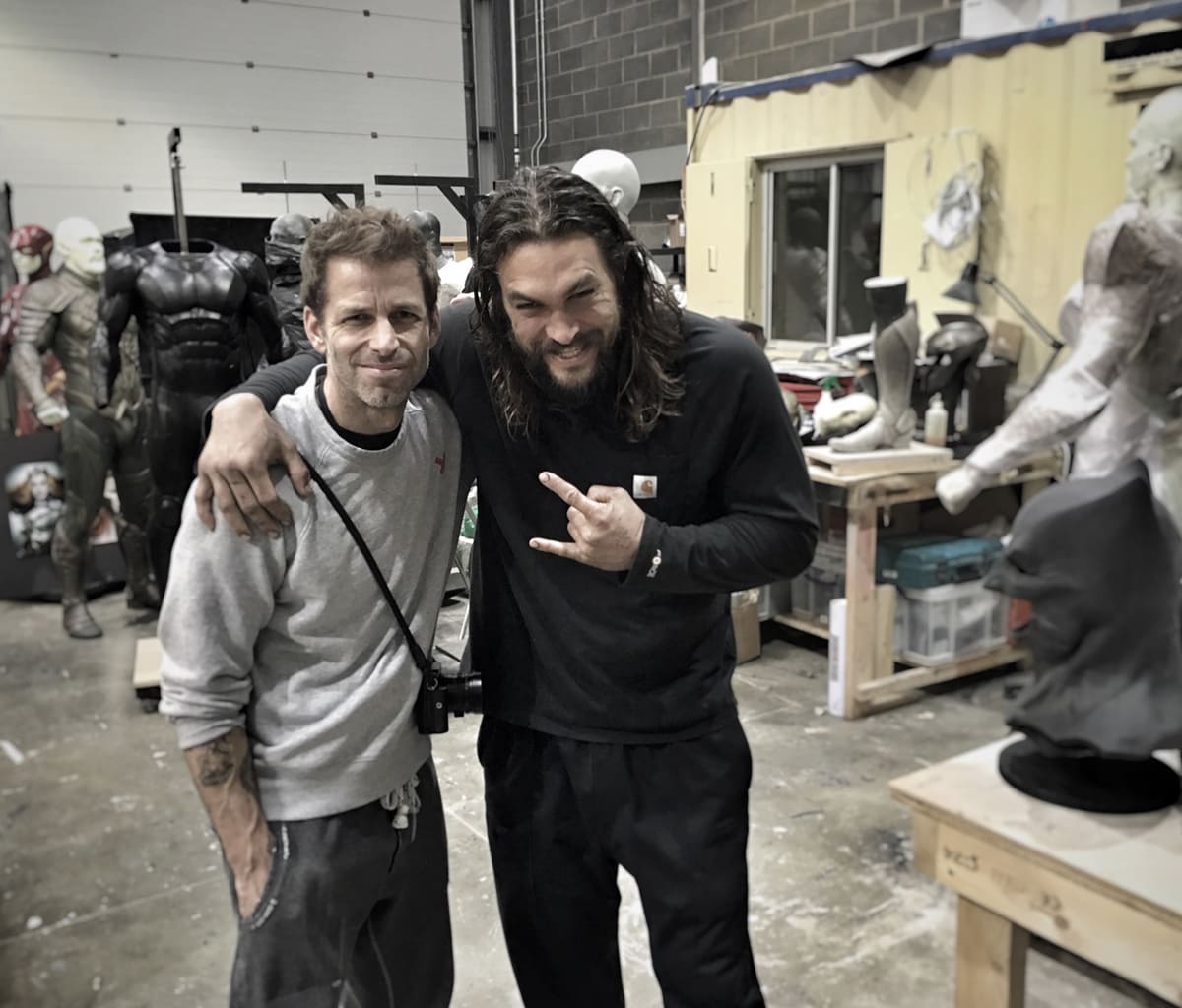 Jason Momoa and director Zack Snyder on the set of the 2017 American superhero film Justice League