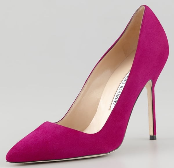 Manolo Blahnik BB Suede Pumps in Magenta