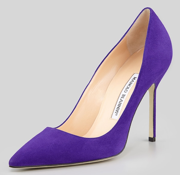 Manolo Blahnik BB Suede Pumps in Purple