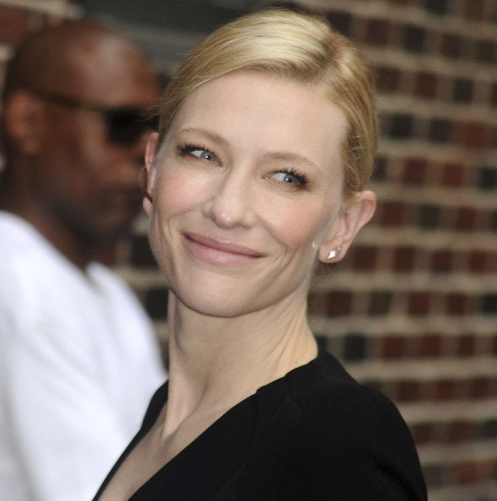 Cate Blanchett was beautiful and sophisticated in a black dress