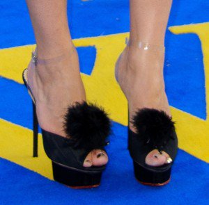 Sexy Celebrity Feet and Shoes at The World's End Premiere in London