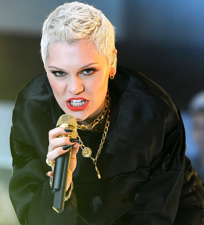 Jessie J wearing a black silk-velvet blend sweater