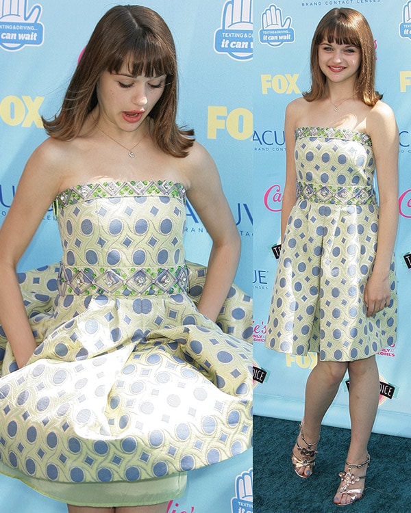 14-year-old Joey King dressed perfectly for her age at the 2013 Teen Choice Awards, her youthful ensemble enhanced by girly crystal sandals that added a charming touch