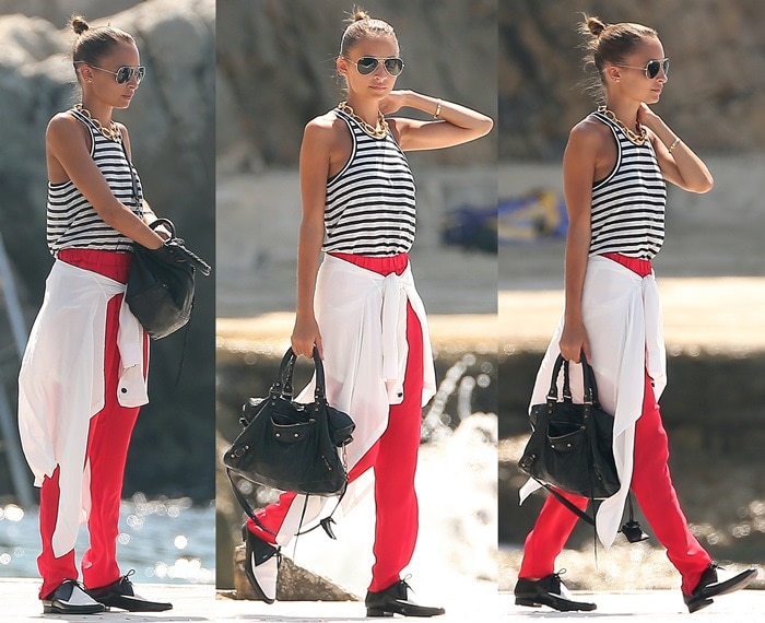 Nicole Richie in a nautical sleeveless top paired with red pants