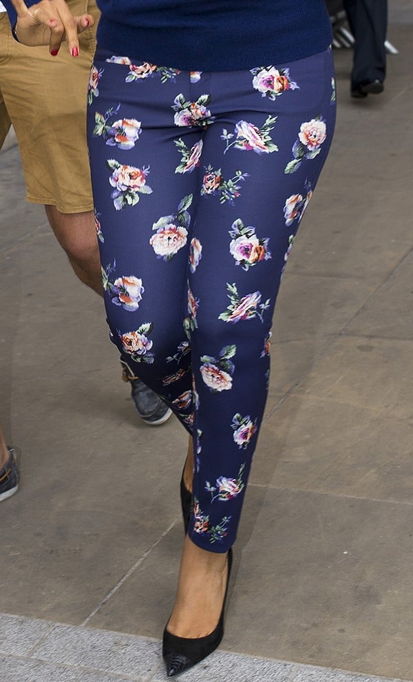A touch of floral finesse: Rochelle Humes enhances her chic look with Zara's floral-print pants