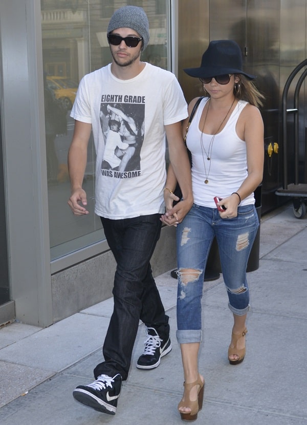 Sarah Hyland and Matt Prokop, who met during auditions for High School Musical 3 in 2008, enjoy a casual day out