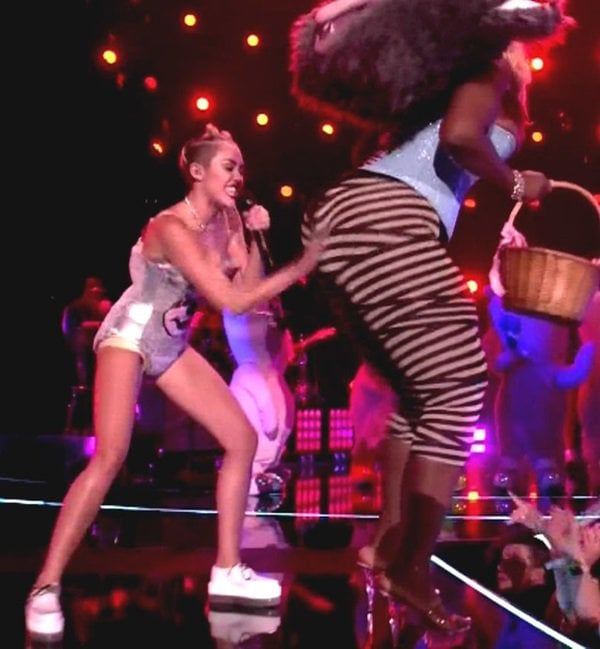 For her performances, Miley gave the sandals some rest and switched into a pair of mystery creepers