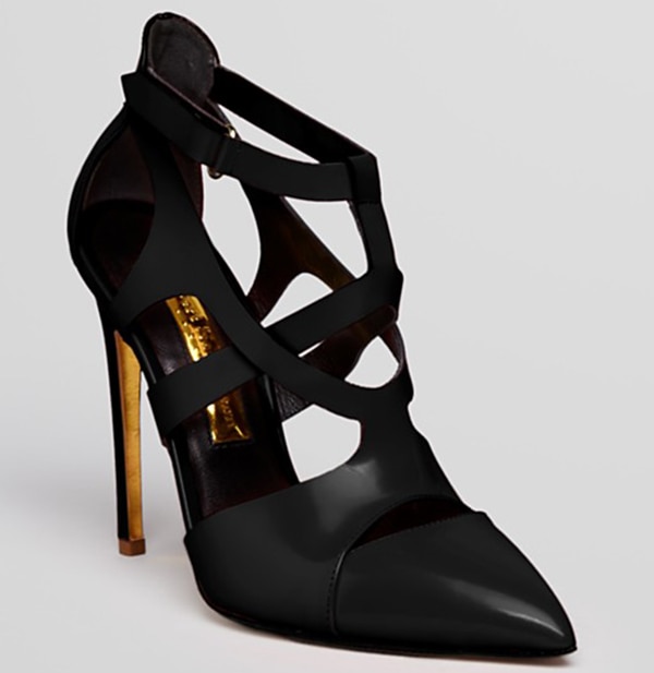 Rupert Sanderson Moiki Pumps in Black