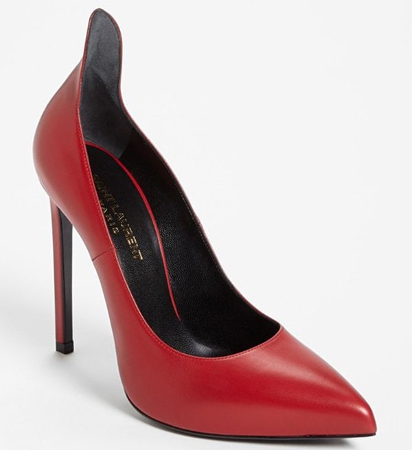 Saint Laurent "Thorn" Pumps in Rouge