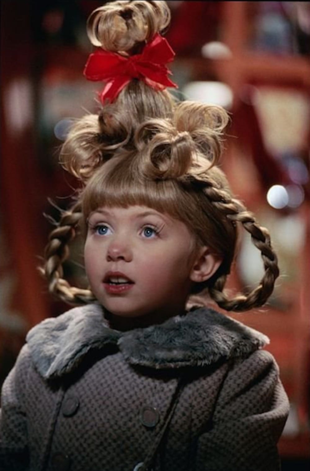 Taylor Momsen as the adorable Cindy Lou Who, with her iconic hairstyle, in How the Grinch Stole Christmas (2000)