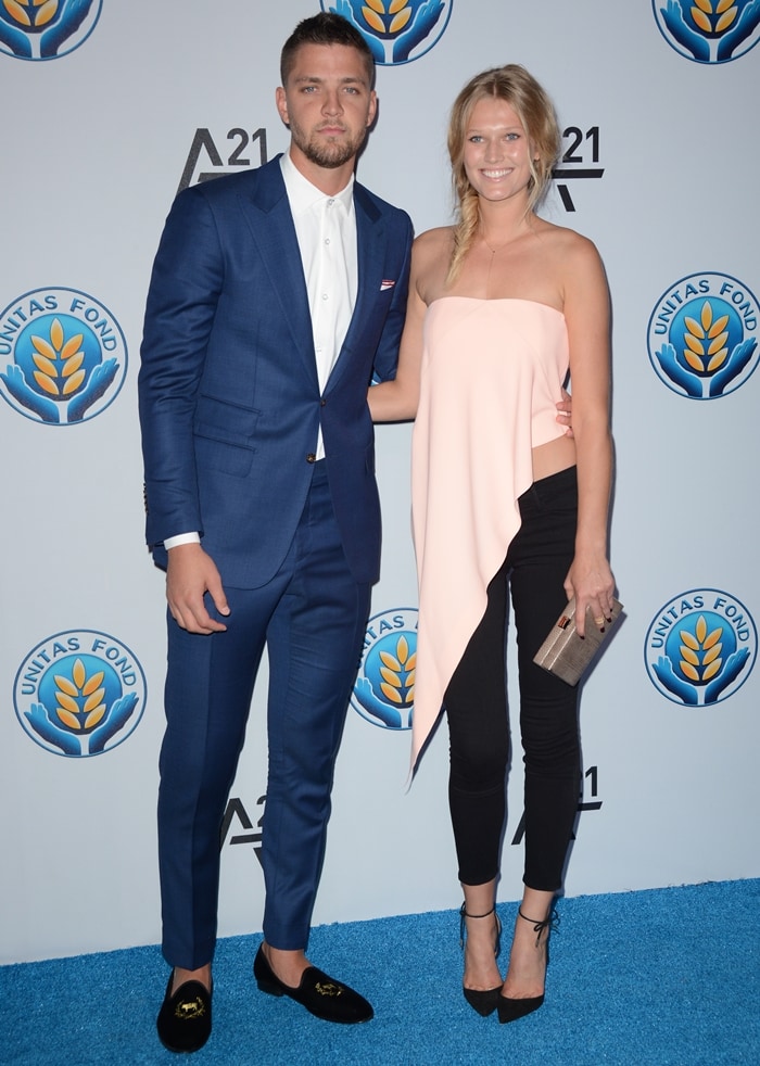 Toni Garrn and her new boyfriend Chandler Parsons made their debut as a couple at the Unitas Gala Against Sex Trafficking