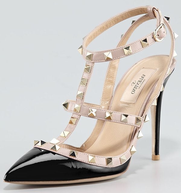 Valentino "Rockstud" Pumps in Black/Nude