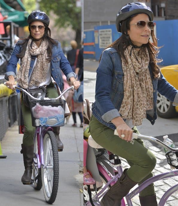 Bethenny Frankel picked up her daughter Brynn from school then rode back home together on her pink bicycle