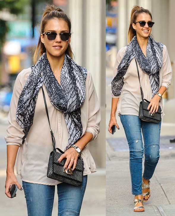 Jessica Alba enjoys a day with friends while visiting New York on September 10, 2013
