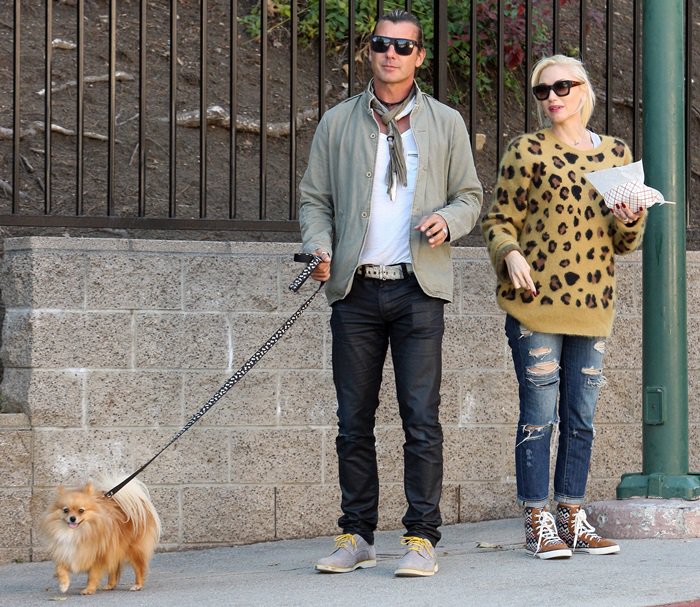 Gwen Stefani and Gavin Rossdale greet their sons Zuma and Kingston at an outdoor fair in Lake Arrowhead on October 12, 2013