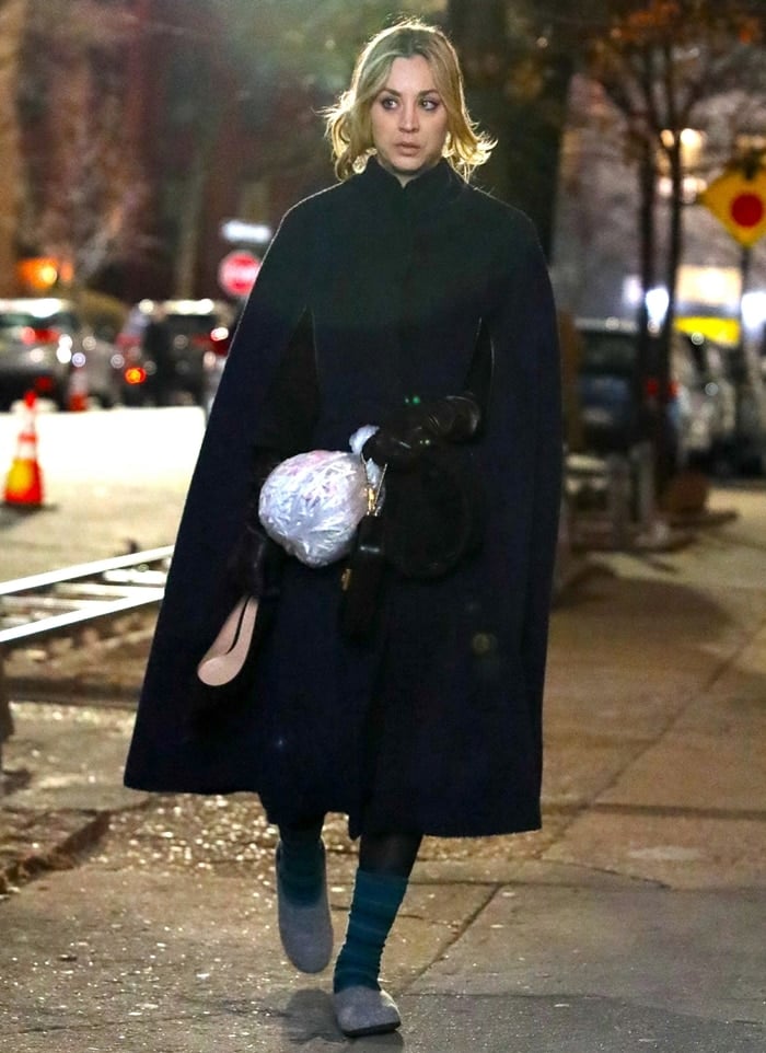 Kaley Cuoco films scenes for her American web television miniseries The Flight Attendant in New York City